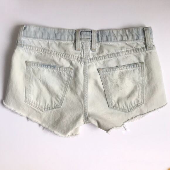 Current/Elliott Boyfriend Jean Shorts Distressed Raw Hem Denim Cutoffs Size 24 - Picture 2 of 4